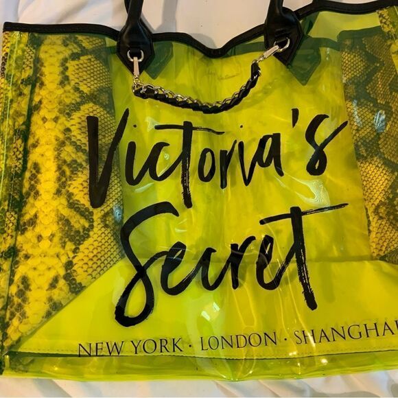 Victoria’s Secret PINK clear tote Python neon Clear Jelly City tote - Picture 4 of 9